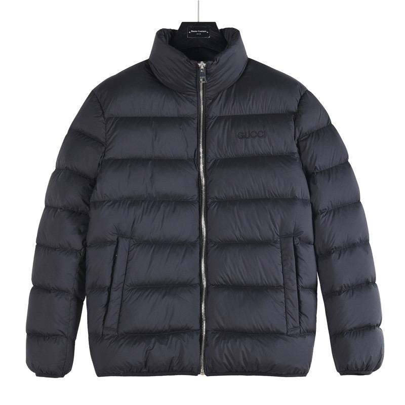 GUCCI グッチ FW25秋冬新作 刺繍ロゴ 立襟ローショルダー スリムフィット ダウンジャケット 男女兼用