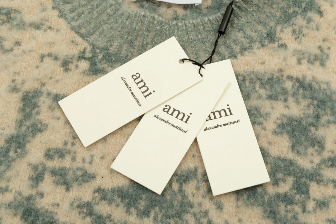 AMI PARIS（アミ パリス） プルオーバー セーター 男女兼用ロゴニット