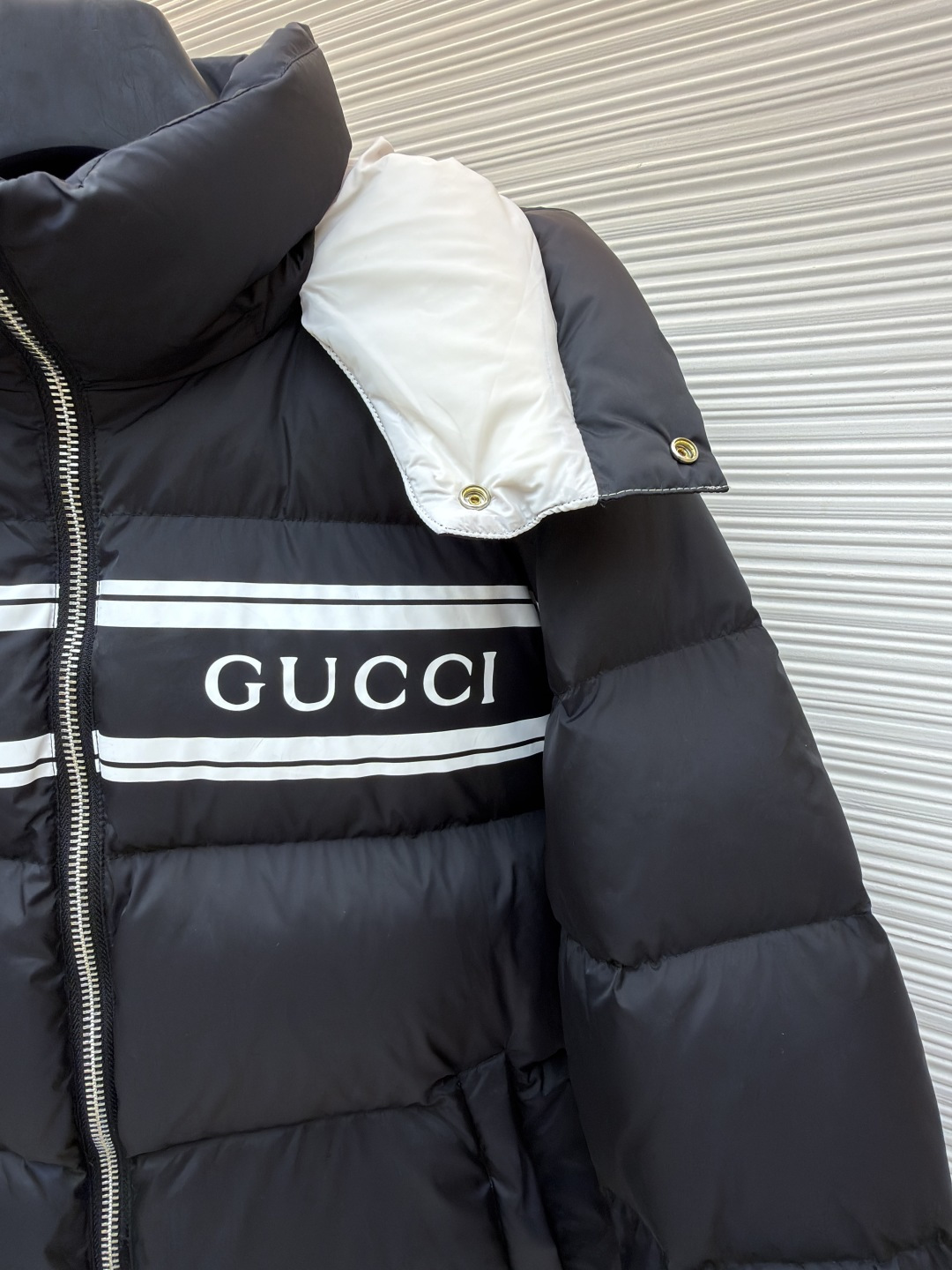 GUCCI  秋冬暖か服 グッチ ダウンジャケット アウター 