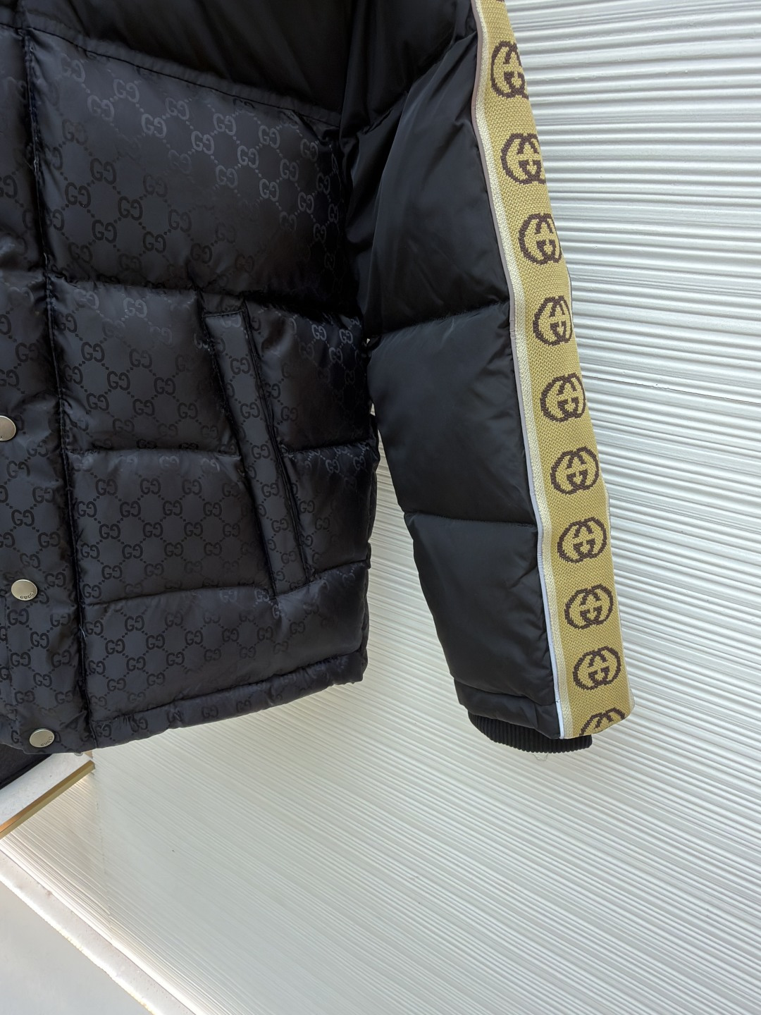 ★Gucci GGジャカード ナイロン ダウンコート★  ダウンジャケット