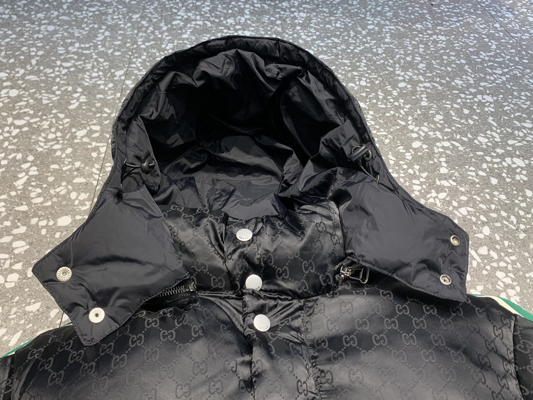 ★Gucci GGジャカード ナイロン ダウンコート★  ダウンジャケット