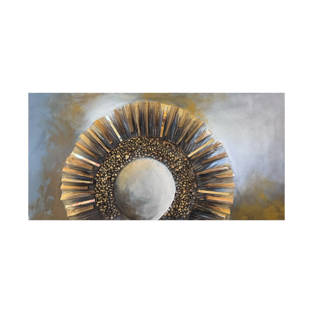 Centered Gold Harmony