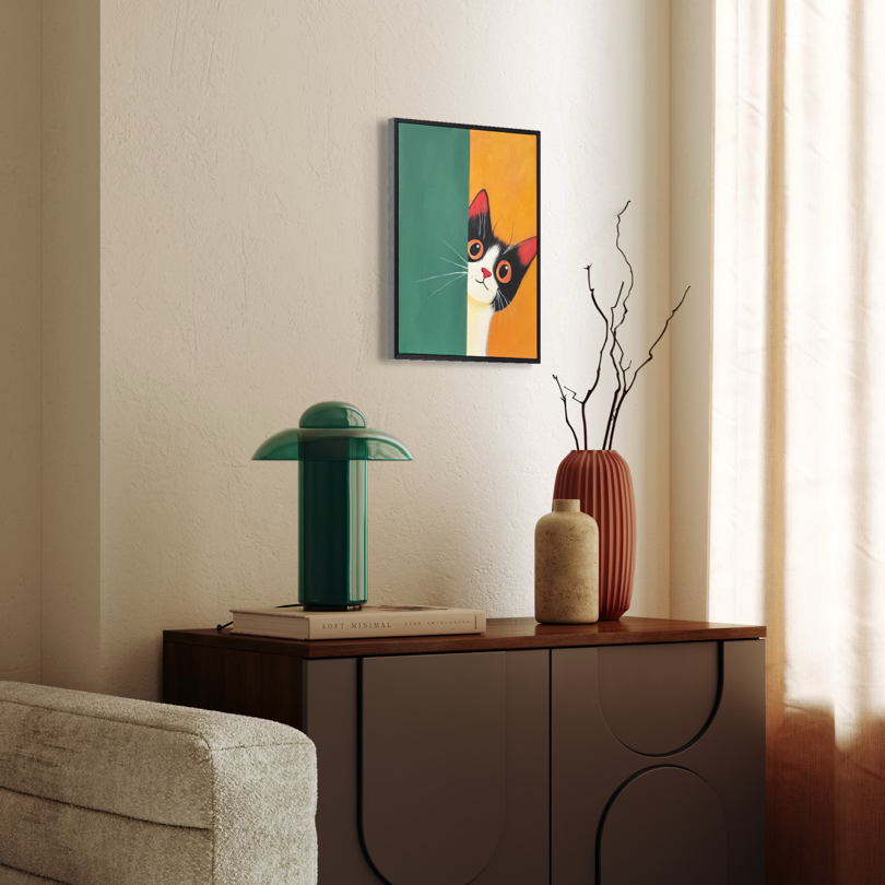 Hidden Felines - Spying