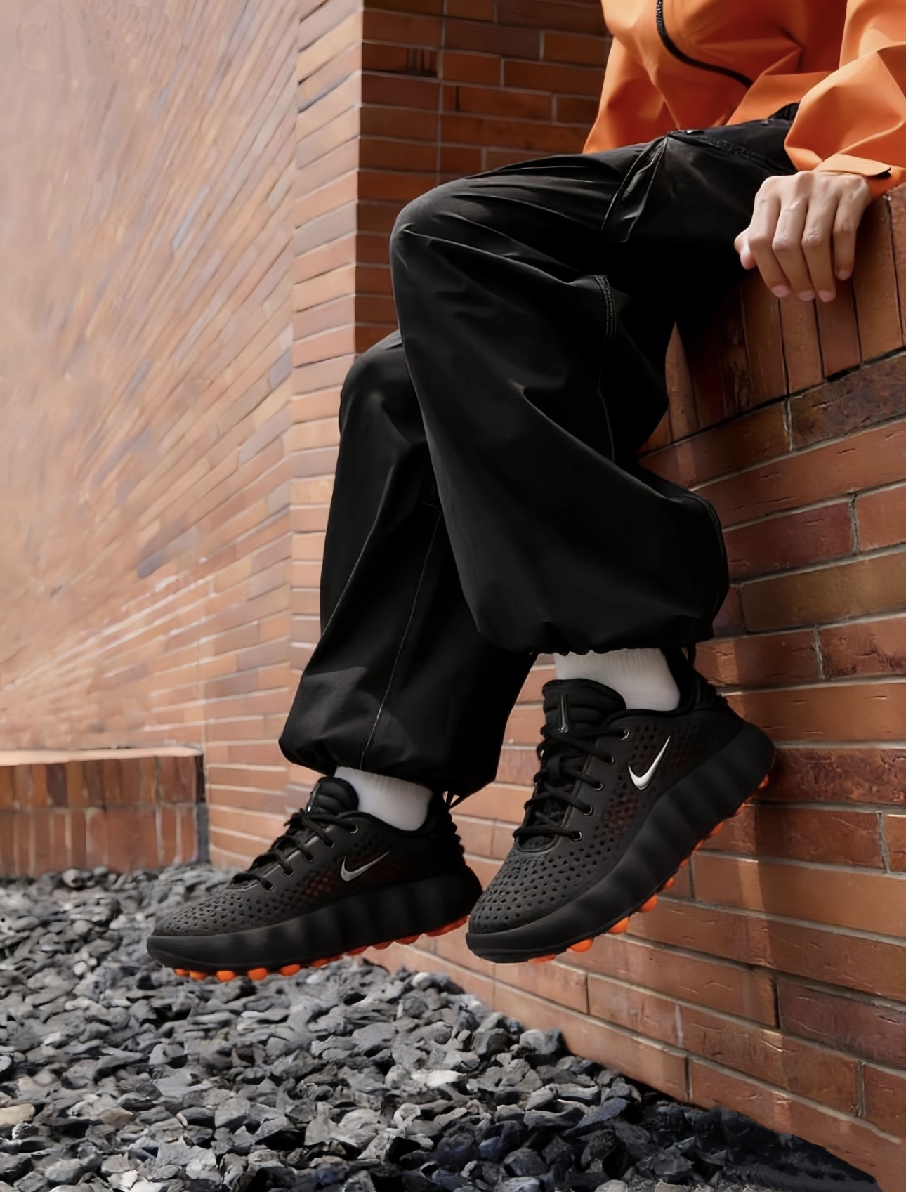 Nike Mind 002 按摩鞋 黑色