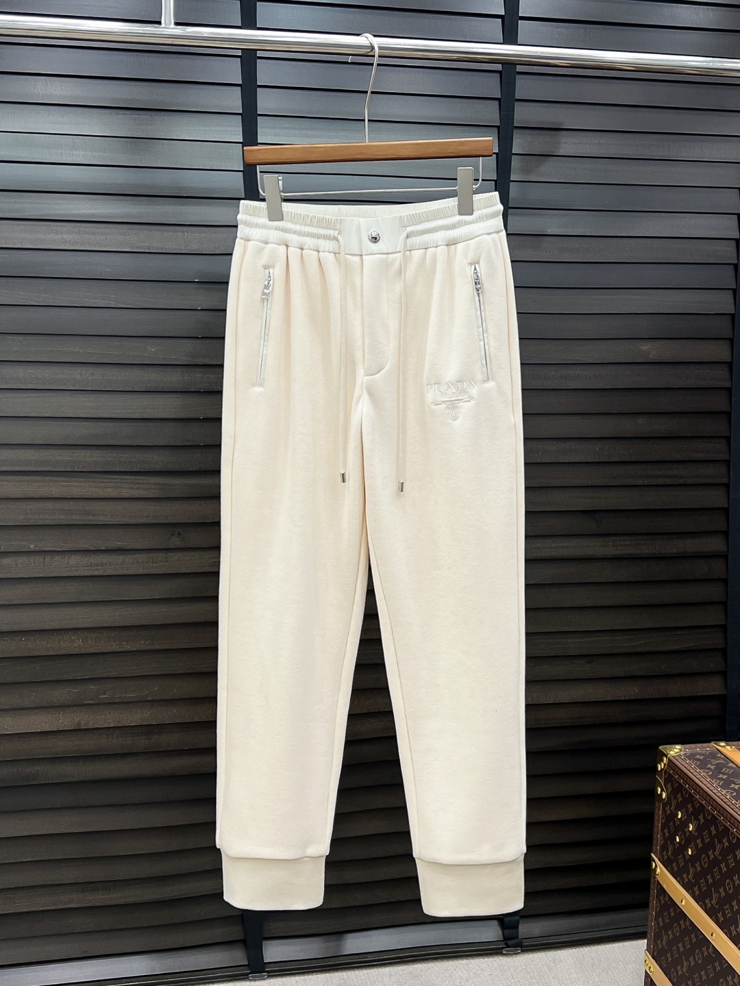 Prada 普拉達# 25秋冬水貂絨一體加絨褲