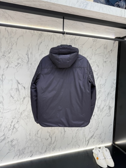 prada普拉達新款提花尼龍羽絨服金屬小標羽絨服