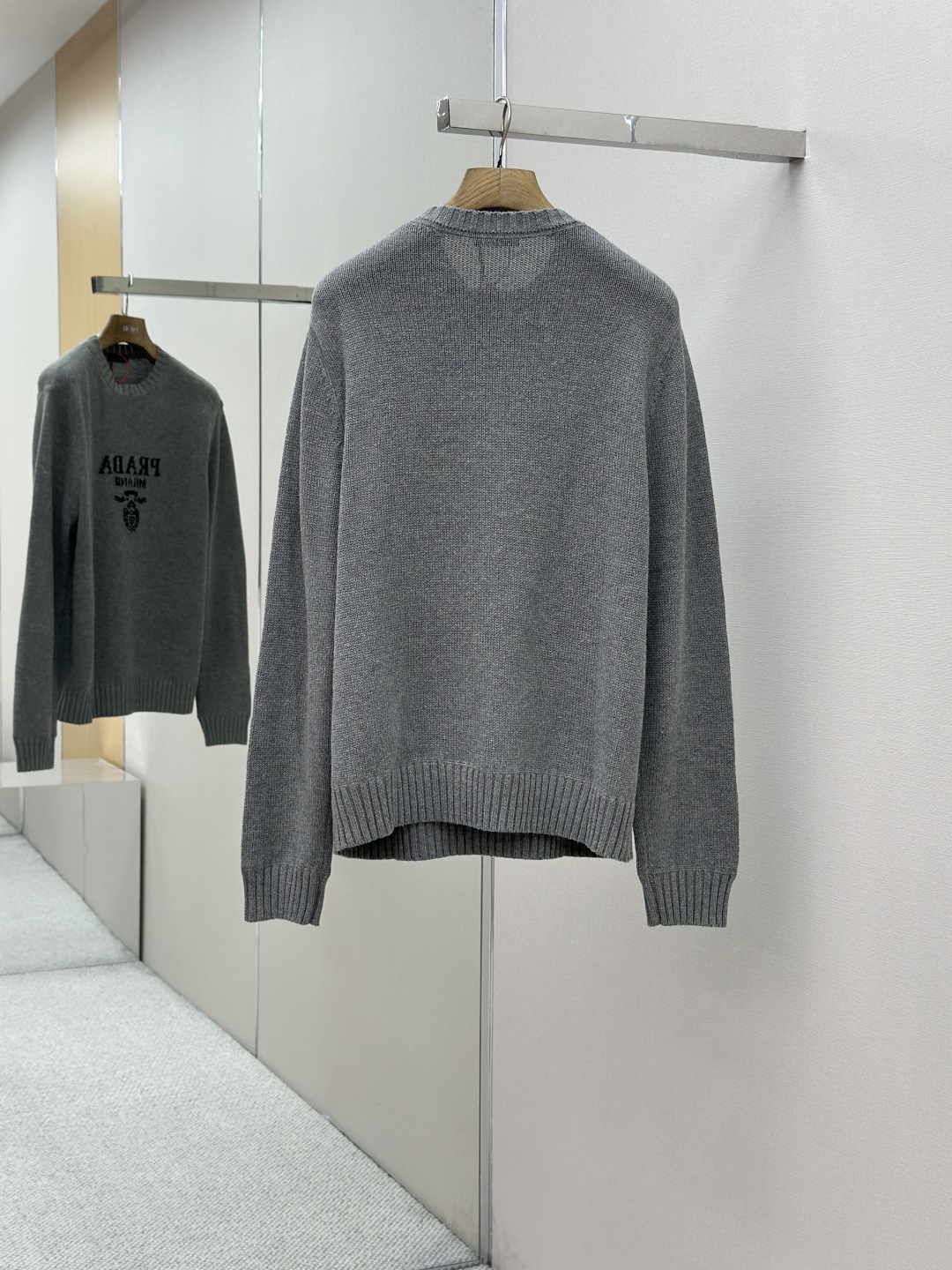 Prada 提花圓領毛衣