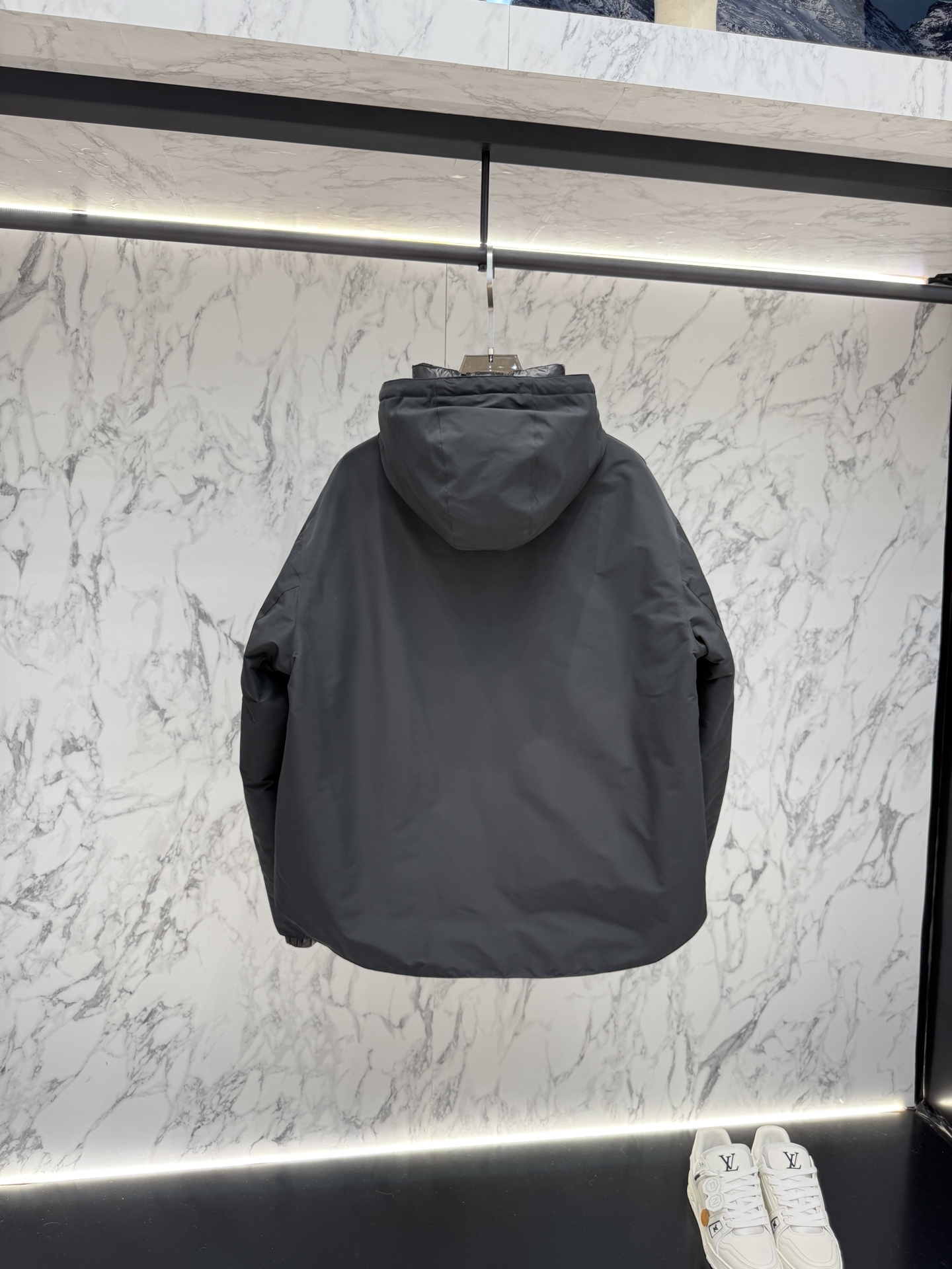 Prada 普拉達新款提花尼龍羽絨服金屬小標羽絨服