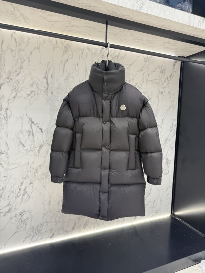 Moncler 羽絨服 2025款 羽絨外套長款（胸標）