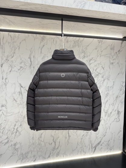 Moncler 羽絨服 2025 年最新款時尚設計師款羽絨外套