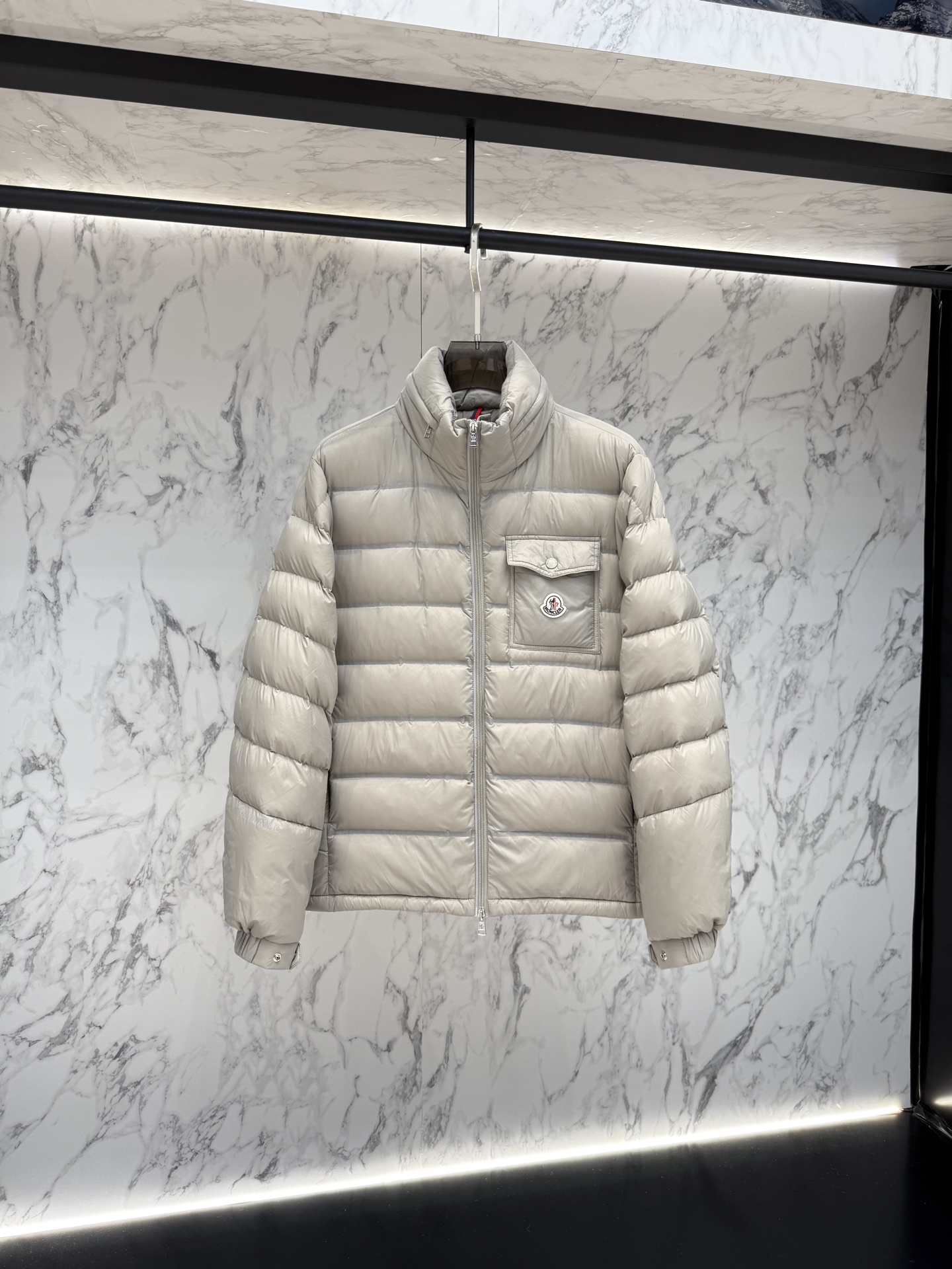 Moncler 羽絨服 2025 年最新款時尚設計師款羽絨外套
