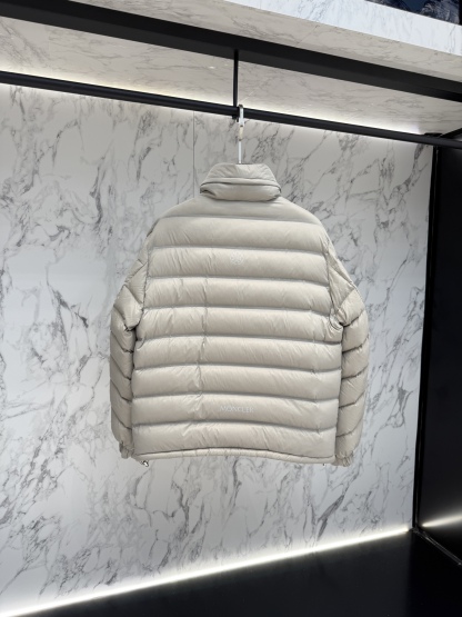 Moncler 羽絨服 2025 年最新款時尚設計師款羽絨外套