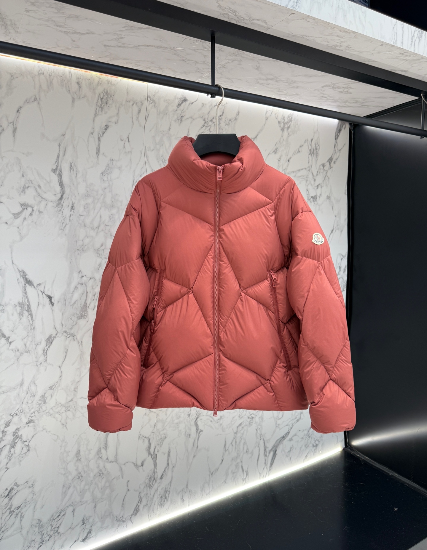 Moncler 羽絨服 2025 年最新款時尚設計師款羽絨外套
