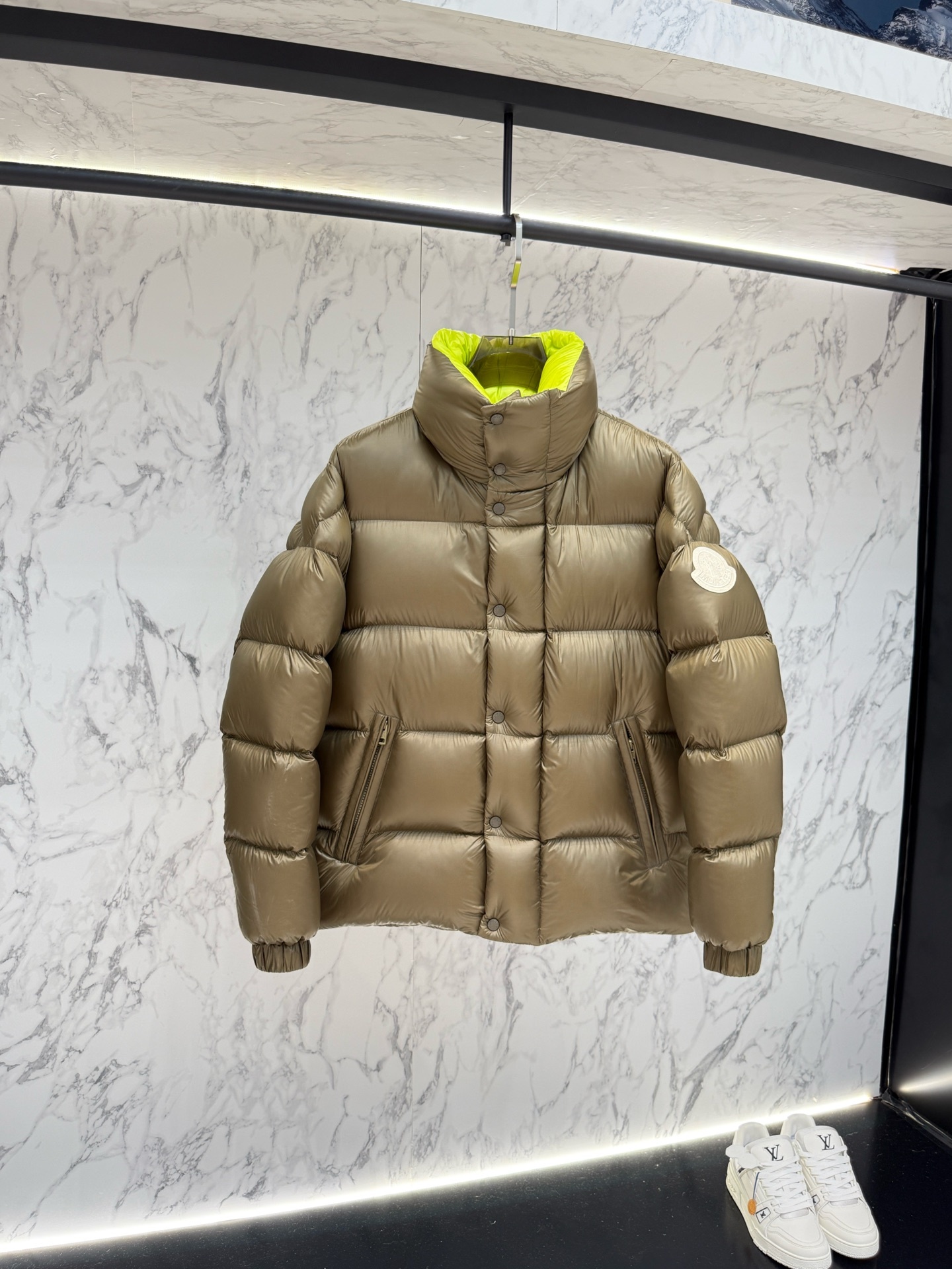 Moncler 頂級版本羽絨服 2025師款羽絨外套（厚款雙拼色）