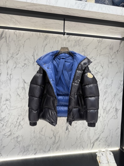 Moncler 頂級版本羽絨服 2025師款羽絨外套（厚款雙拼色）