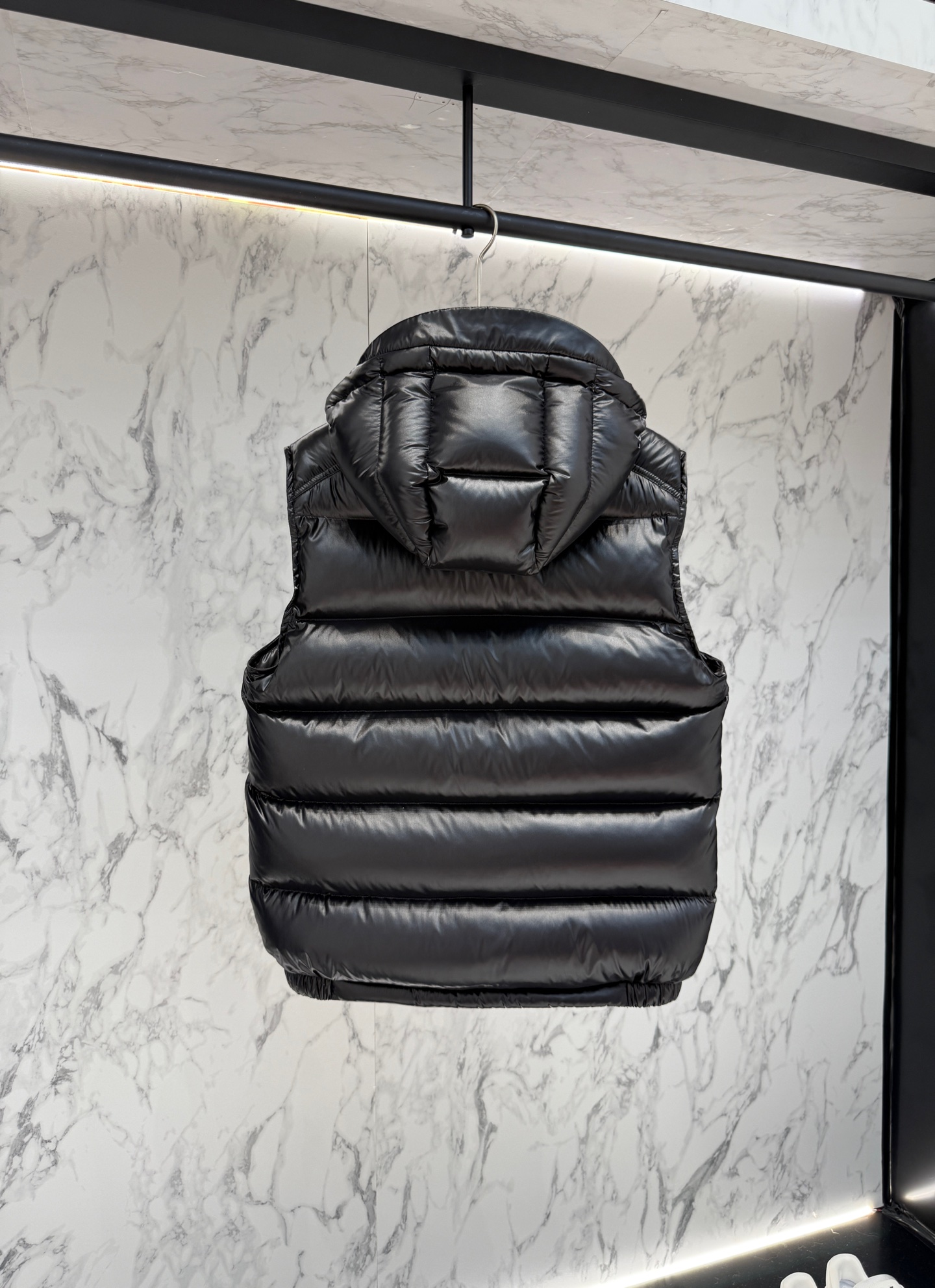 Moncler 頂級版本羽絨服 2025款羽絨夾克（高光）