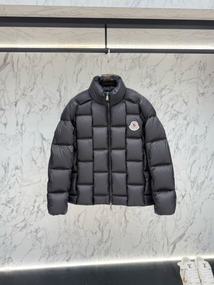 Moncler 頂級版本羽絨服 2025款羽絨外套