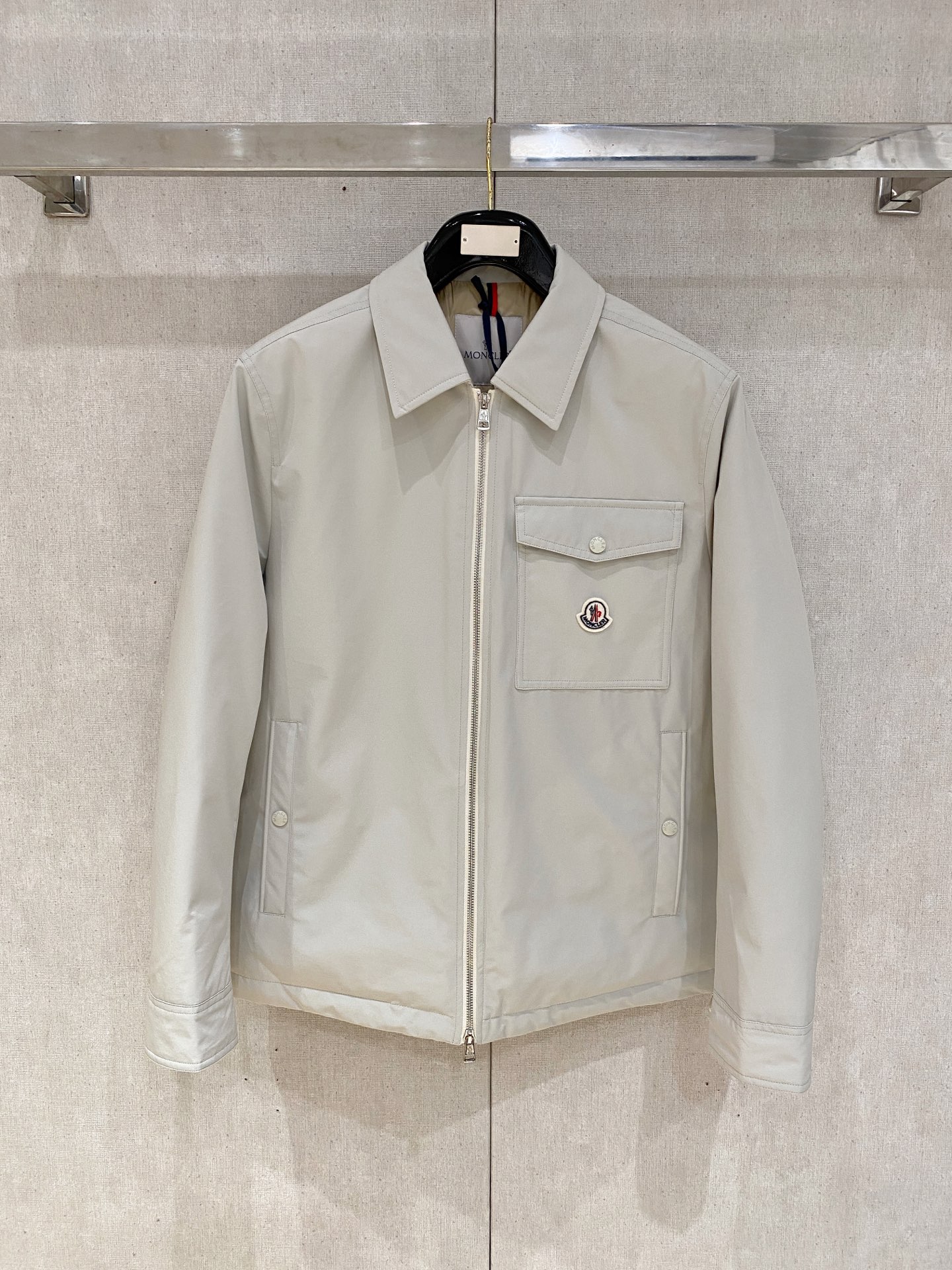 Moncler / 蒙口秋冬男裝 Praz 抽繩風帽短款羽絨夾克