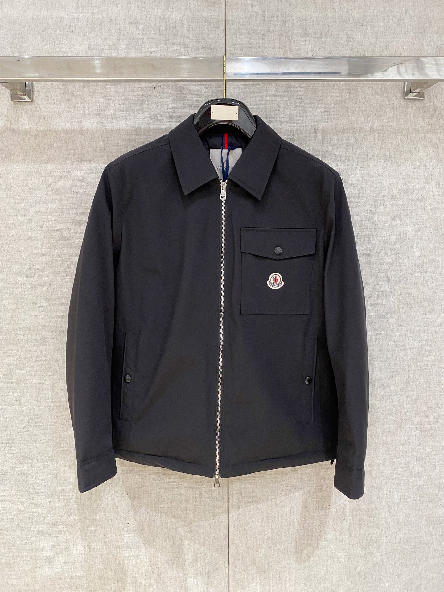 Moncler / 蒙口秋冬男裝 Praz 抽繩風帽短款羽絨夾克