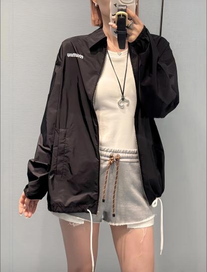 MiuMiu 小 logo 刺繡尼龍夾克