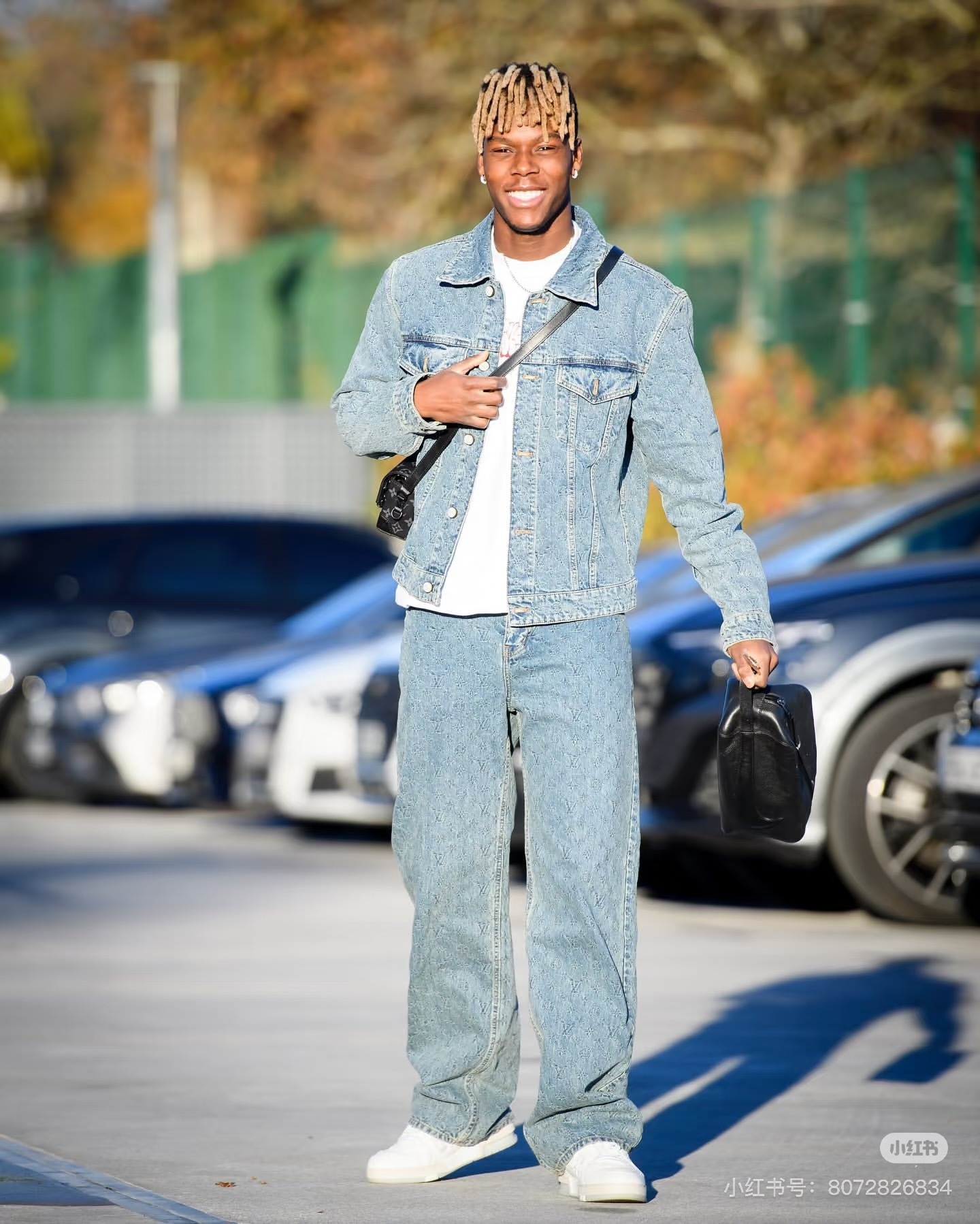 LV 暗紋老花香腸褲（直筒牛仔褲）