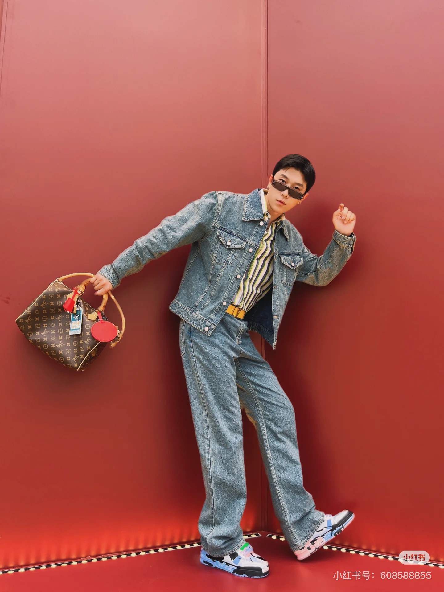 LV 暗紋老花香腸褲（直筒牛仔褲）