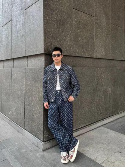 LOUIS VUITTON 老花香腸滿印提花牛仔長褲