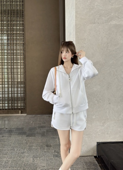 LV 25 春夏新款拉链连帽衫