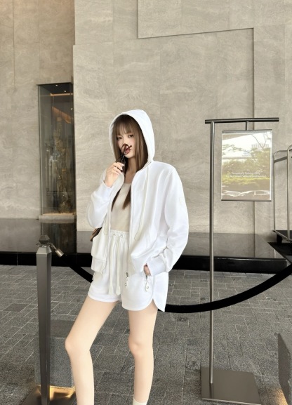 LV 25 春夏新款拉链连帽衫