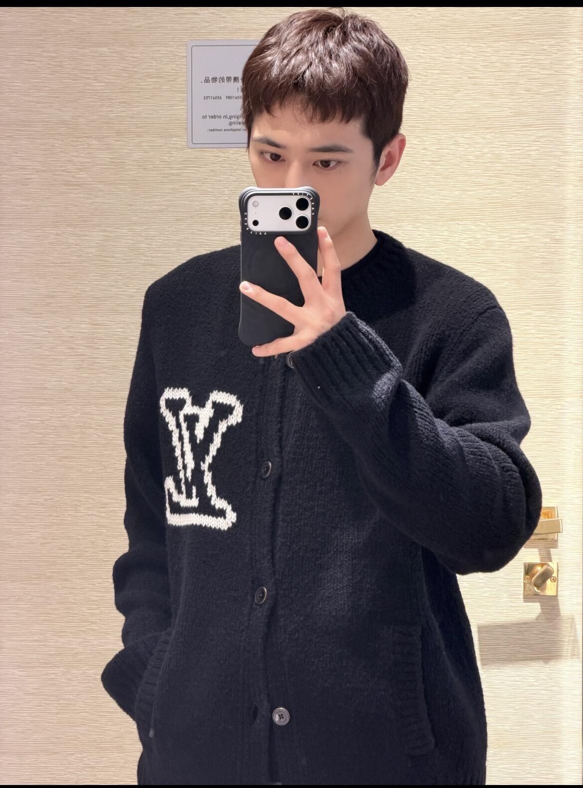 路易威登（LOUIS VUITTON）提花标识针织羊毛开衫