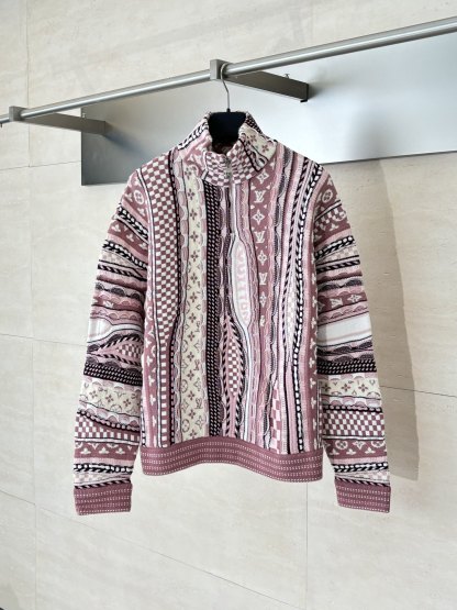 LV / 路易 25 秋冬 聯名 Nigo 系列 Monogram 花卉提花重工半拉鍊立領毛衣