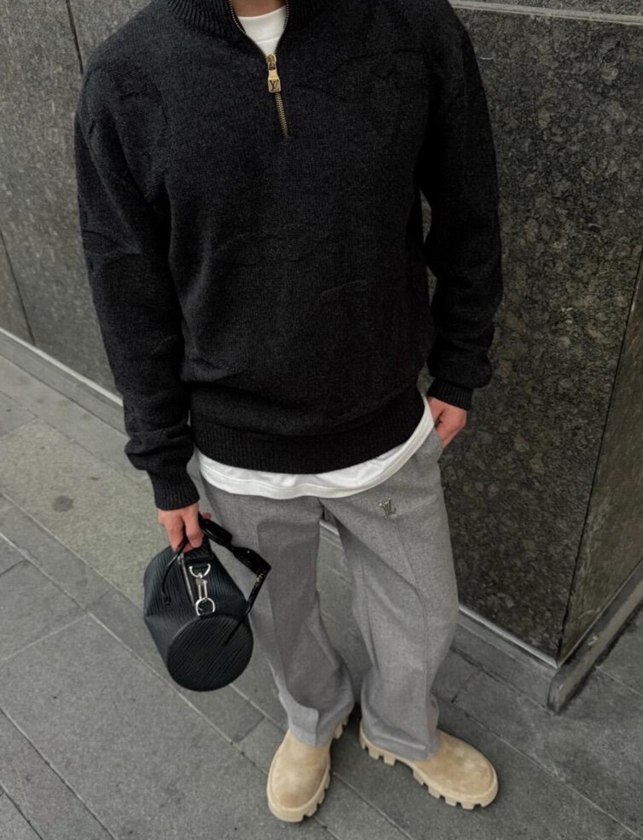 LOUIS VUITTON 嵌花暗紋拉鍊 POLO 衛羊毛衫