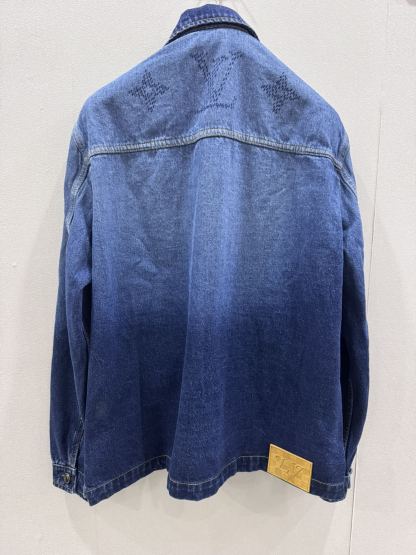 LV SS26 藍色燒花牛仔翻領單排扣長袖夾克外套