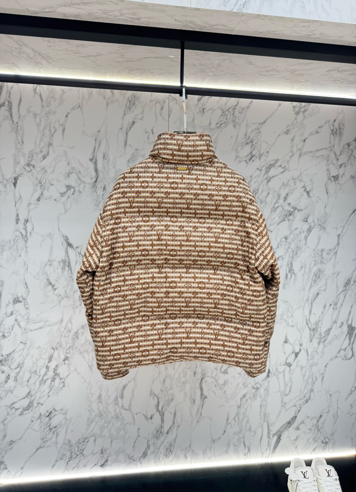 LV 頂級版本羽絨服 2025 最新款時尚設計師款羽絨外套