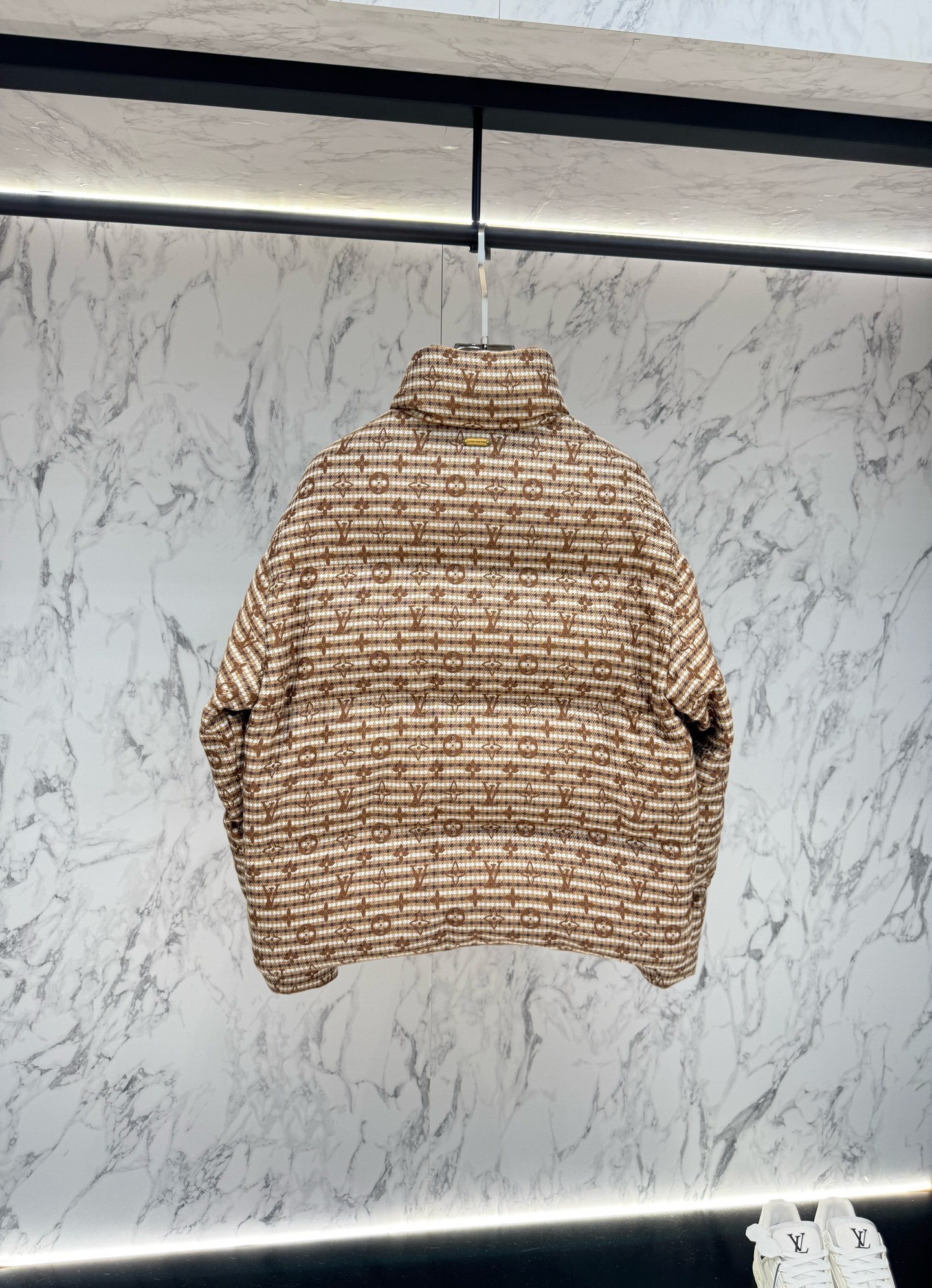 LV 頂級版本羽絨服 2025 最新款時尚設計師款羽絨外套