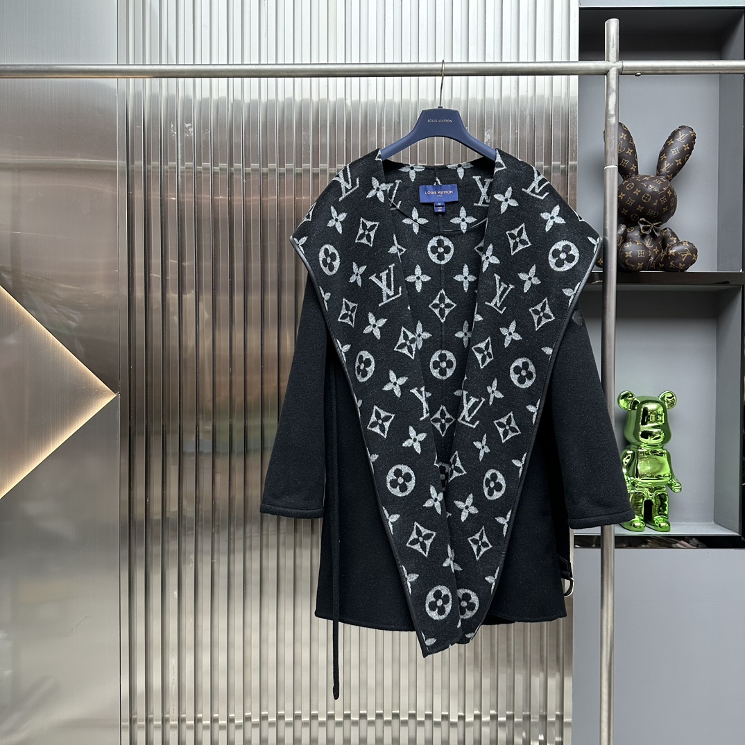 LV 秋冬經典款大衣