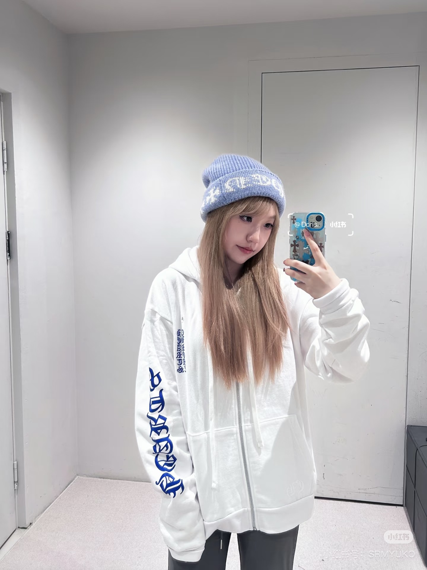 CH 克羅心銘文拉鍊連帽衛衣