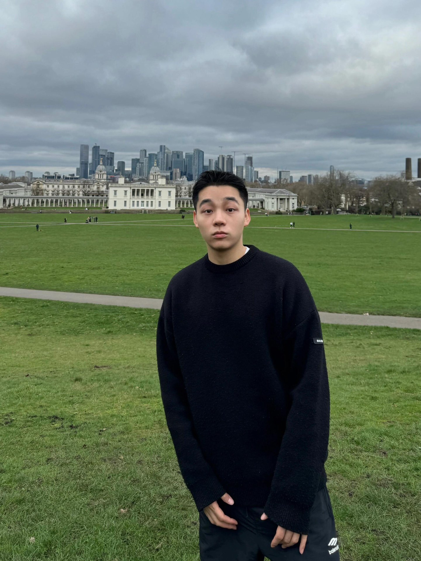 BLCG 巴黎袖臂徽標圓領毛衣