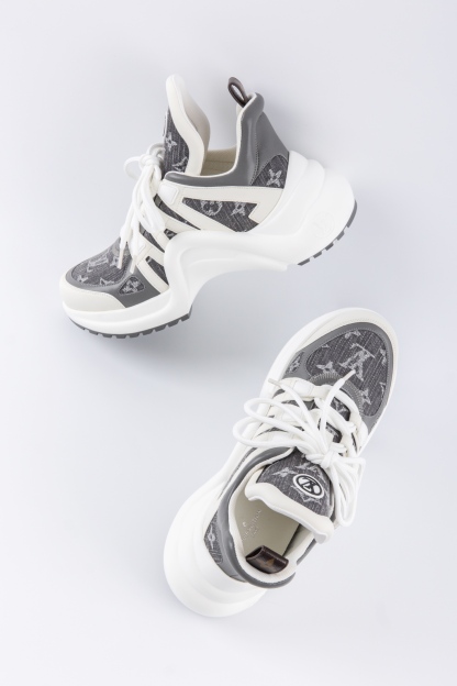 LV Archlight 系列拱橋底老爹鞋 （女款）