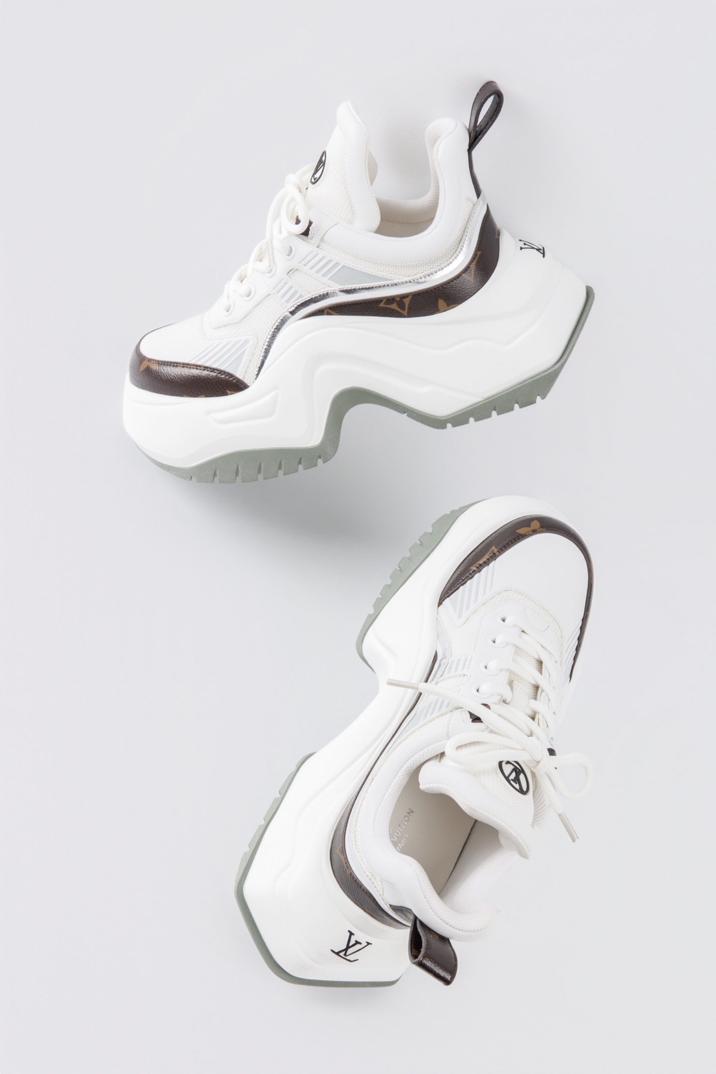 Louis Vuitton・路易威登 / 新款 LV Archlight 系列拱橋厚底 2.0 老爹鞋 （女款）