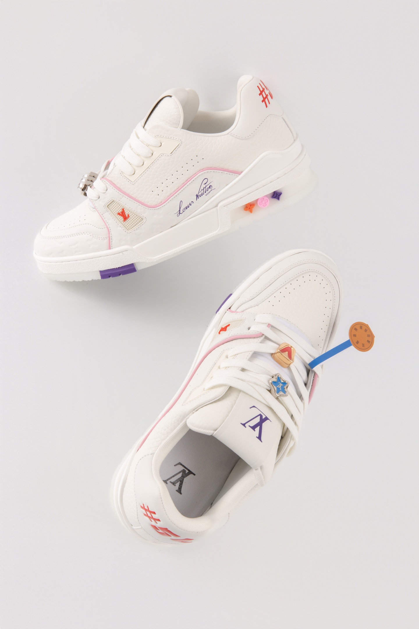 LOUIS VUITTON Trainer DIY 郵輪款 皮革 圓頭繫帶 字母簽名 低幫 板鞋 鴛鴦 男女同款