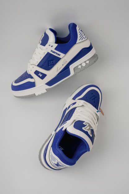 LOUIS VUITTON Trainer 皮革 圓頭繫帶 字母簽名 低幫 板鞋 鴛鴦 男女同款