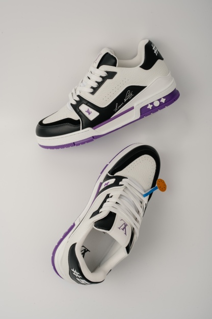 LOUIS VUITTON Trainer 皮革 圓頭繫帶 字母簽名 低幫 板鞋 鴛鴦 男女同款