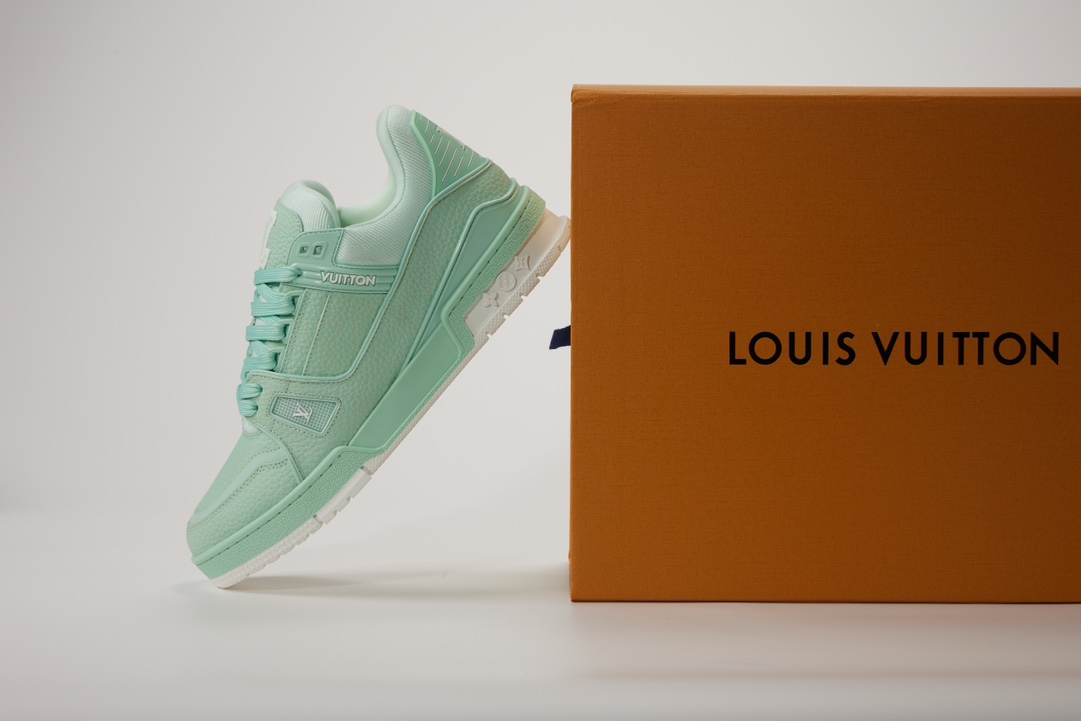 LOUIS VUITTON Trainer 荔枝紋系列 男女同款
