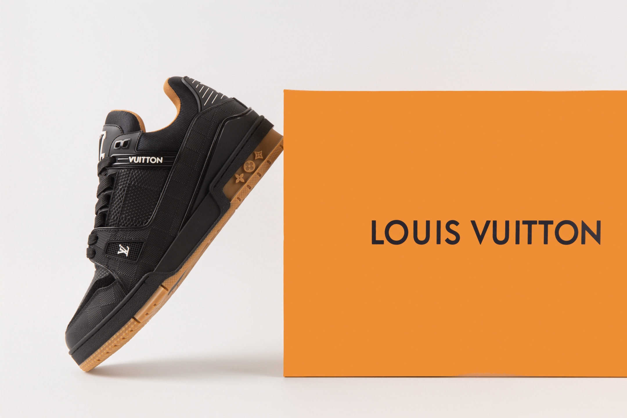 LV TRAINER 格子款 男女同款