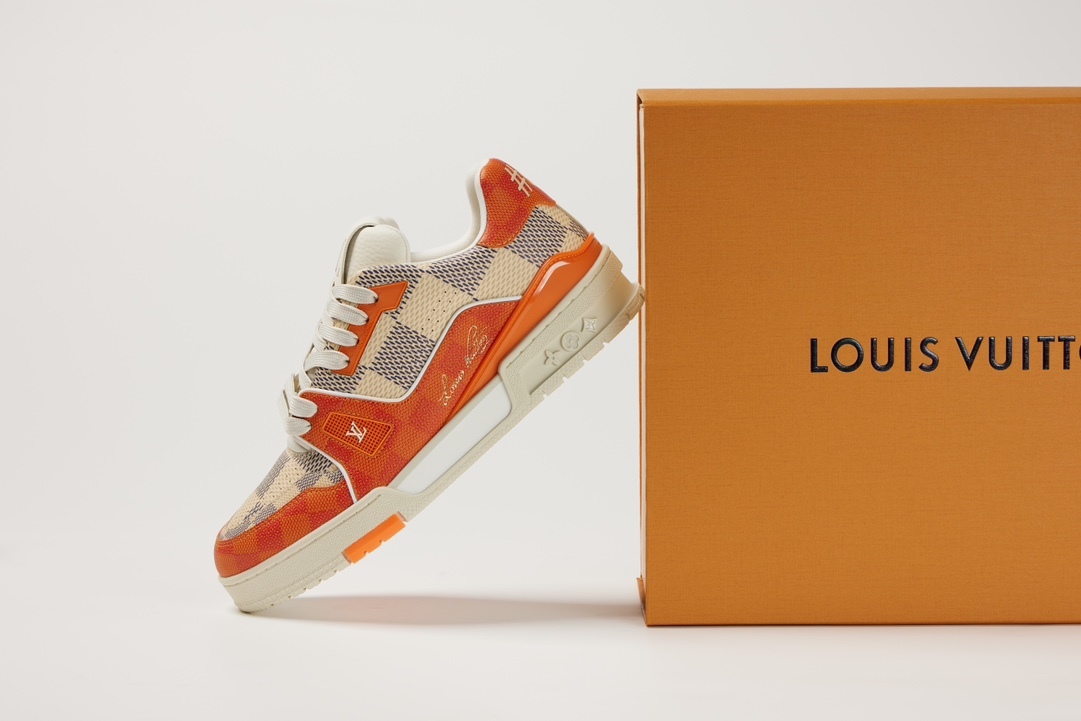 LV TRAINER 棋盤格系列 男女同款