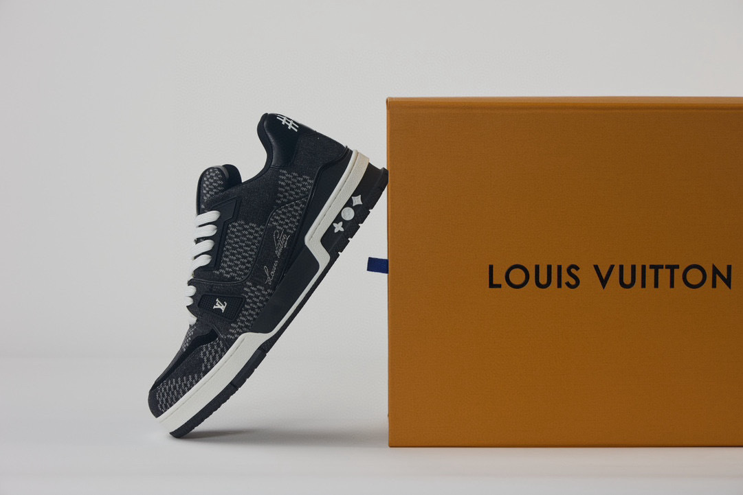 LV TRAINER 大格子系列 男女同款