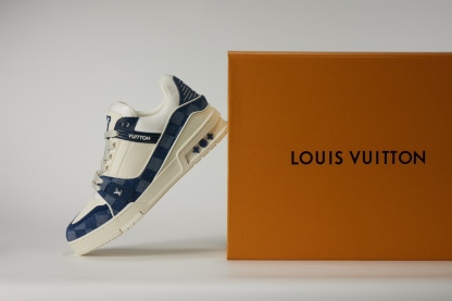 LV TRAINER 運動鞋 牛仔布小格紋系列 男女同款