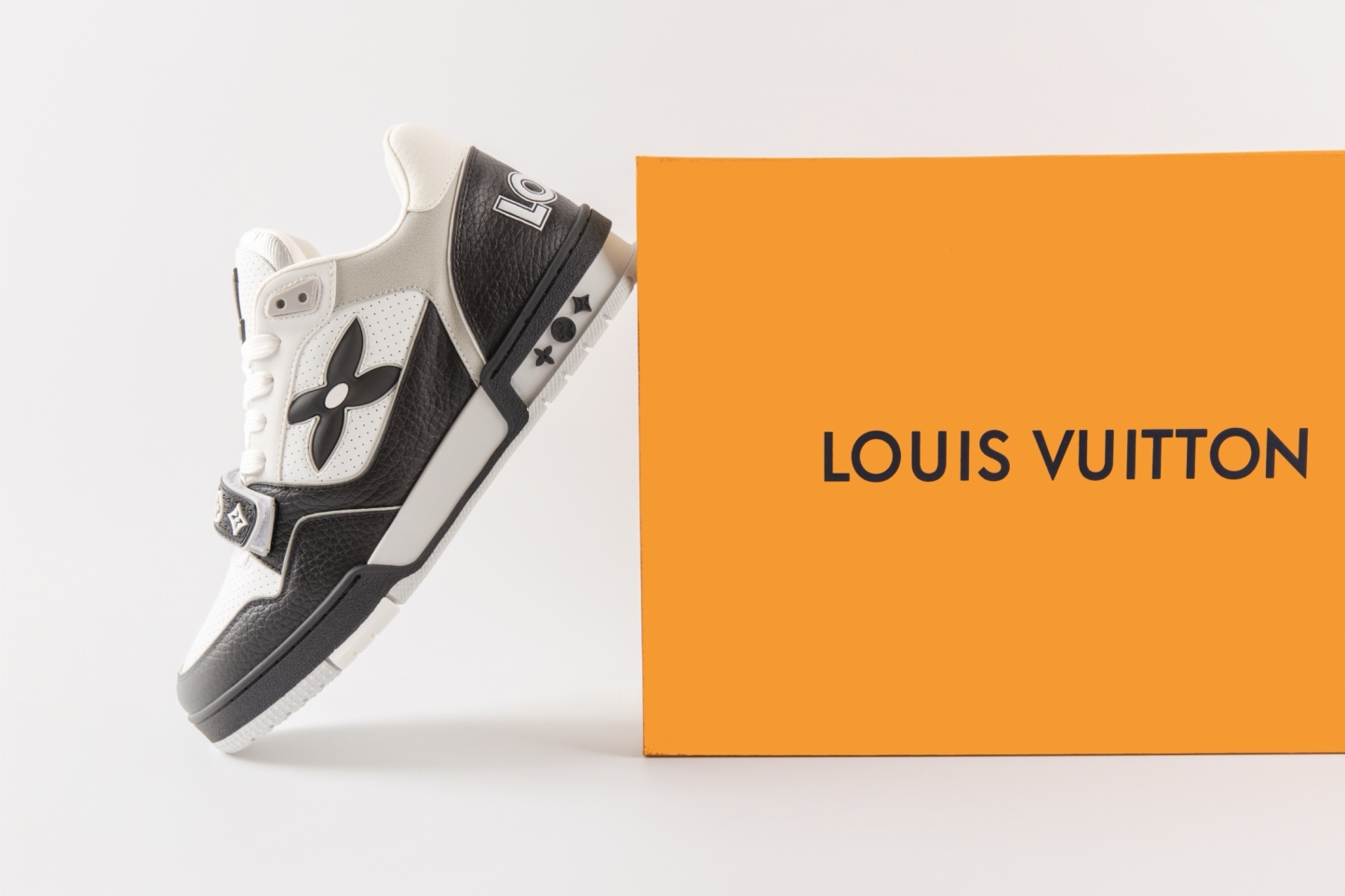 LV Trainer 男女同款 新魔術貼系列