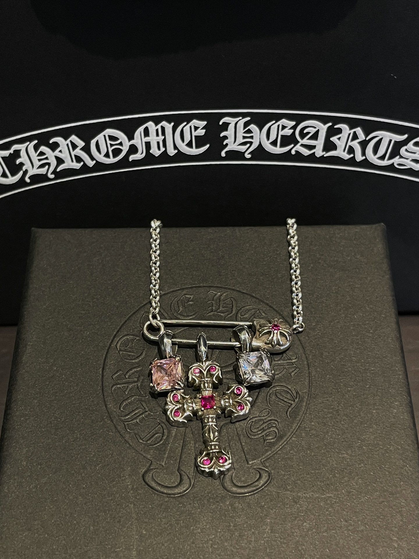 Chrome Hearts（CH / 克罗心）别针火焰十字架镀金方糖项链
